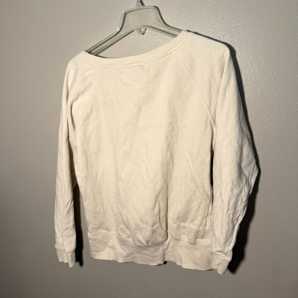 🏈Iowa Hawkeyes🏈 cream colored crewneck sweater - Picture 2 of 3